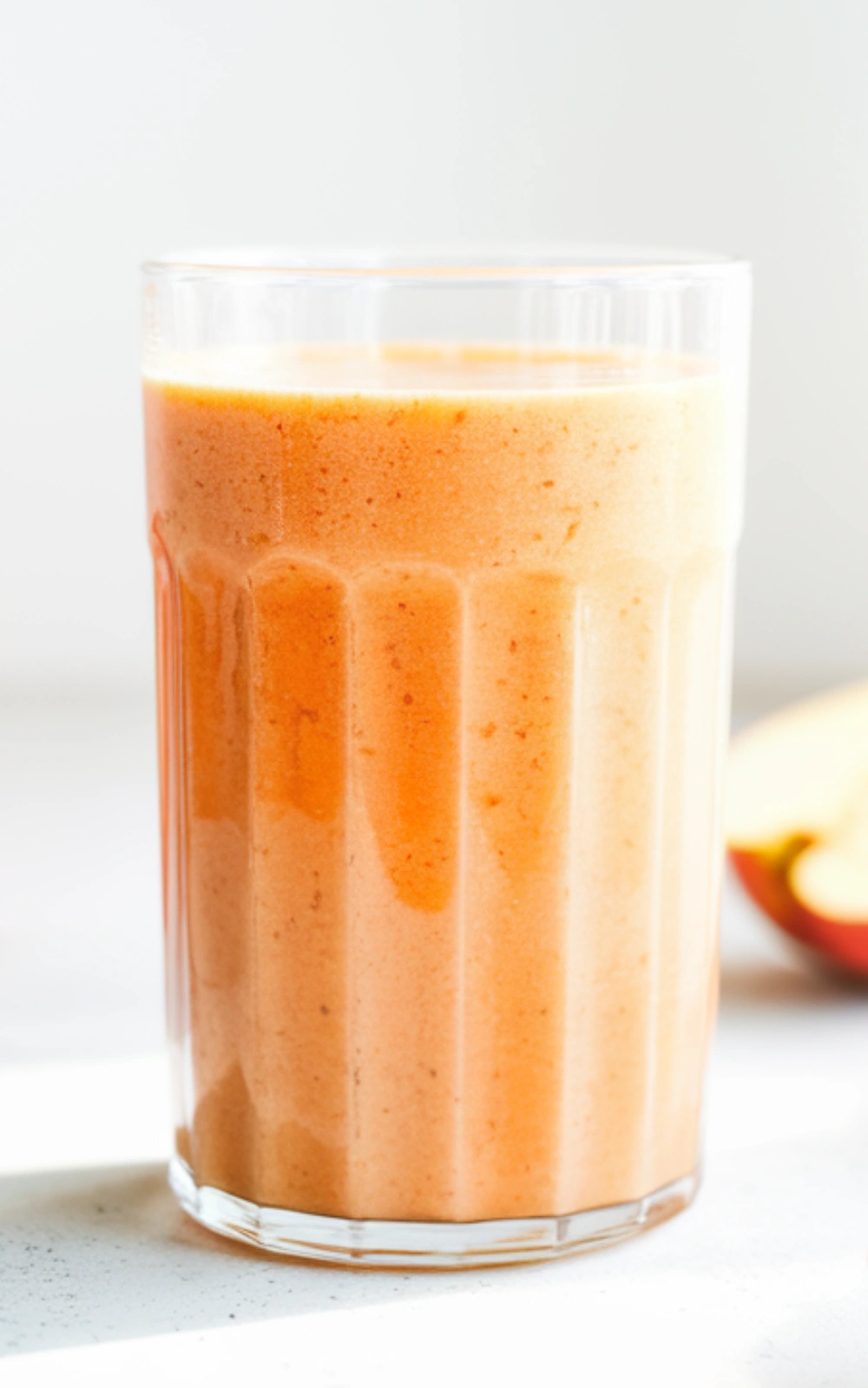 Apple Carrot and Peach Smoothie