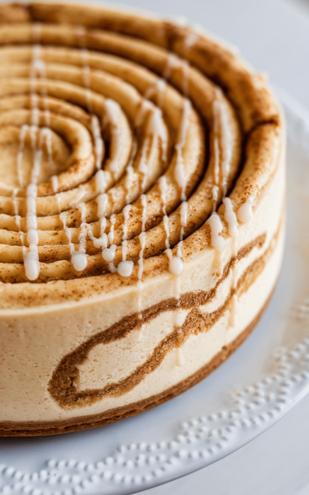 Cinnamon Honey Bun Cheesecake